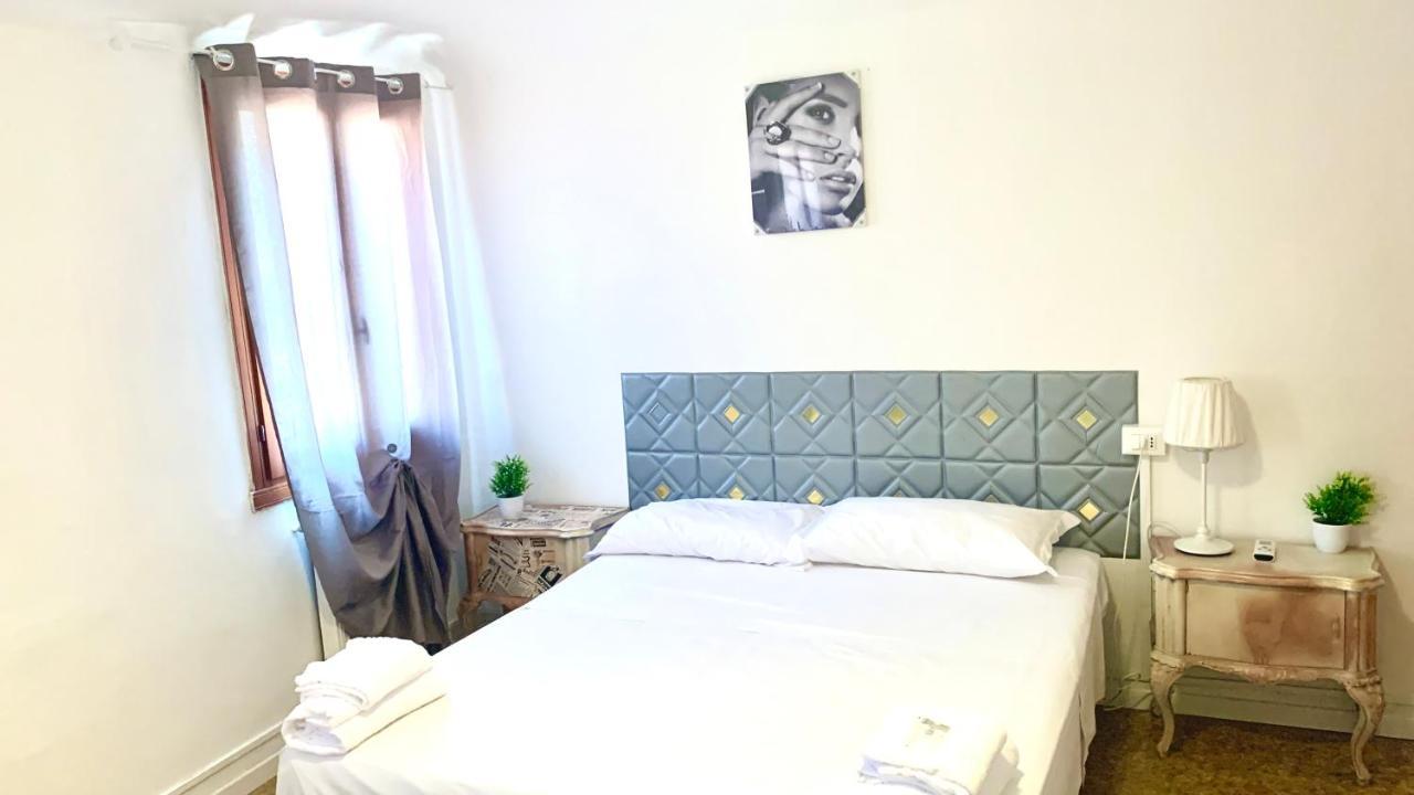 Venice B&B /Room With Private Bathroom ภายนอก รูปภาพ